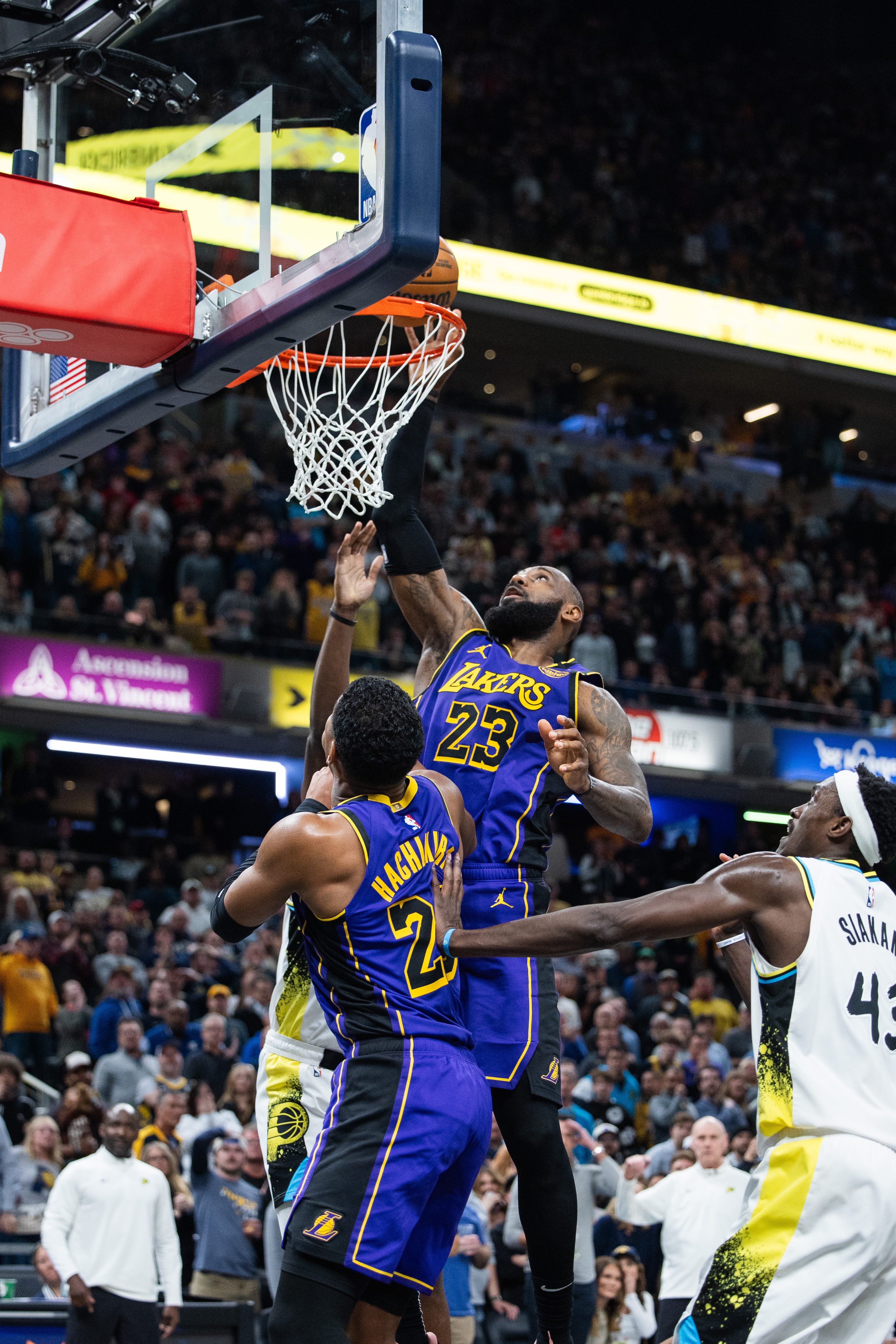 bti体育_菲尼克斯太阳NBA战胜萨克拉门托国王杜兰特关键跳投